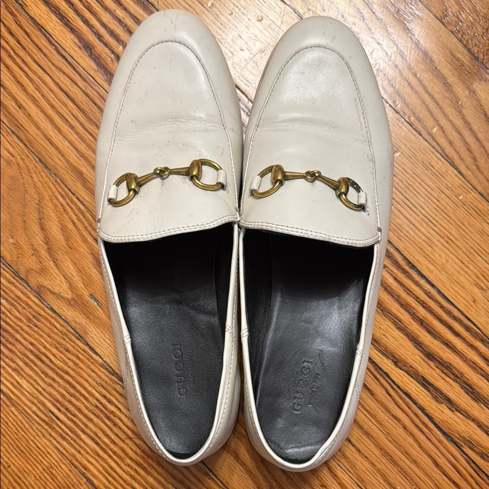 Gucci Cream Loafers with Gold Accent